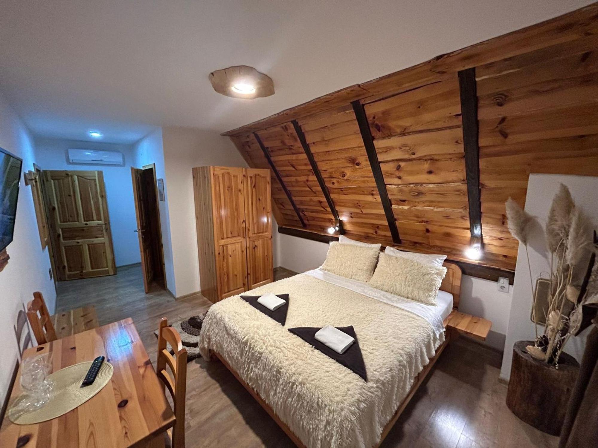 Rustic Lodge Plitvice 1 Plitvička Jezera Eksteriør billede