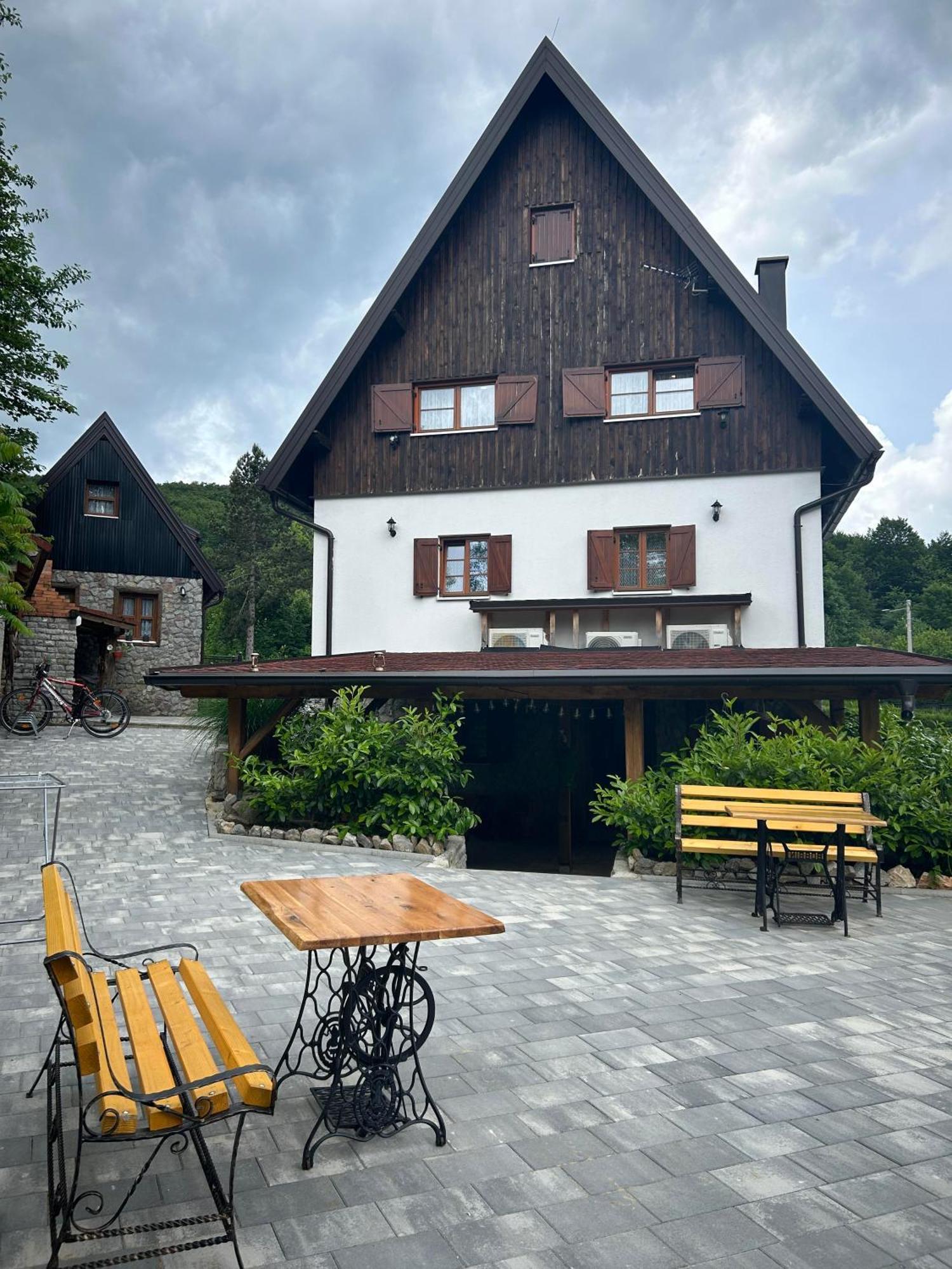 Rustic Lodge Plitvice 1 Plitvička Jezera Eksteriør billede